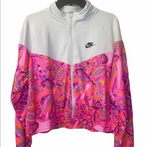 Nike track jacket 
Zip up front 
Size XXL